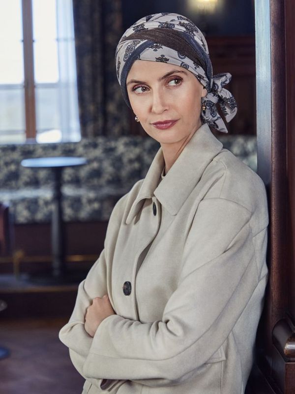 Hodeplagg HocBeatrice Turban w. Ribbons 